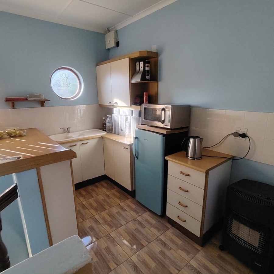 6 Bedroom Property for Sale in Baysville Eastern Cape